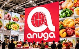 Servicekräfte im Einsatz auf einer Messe