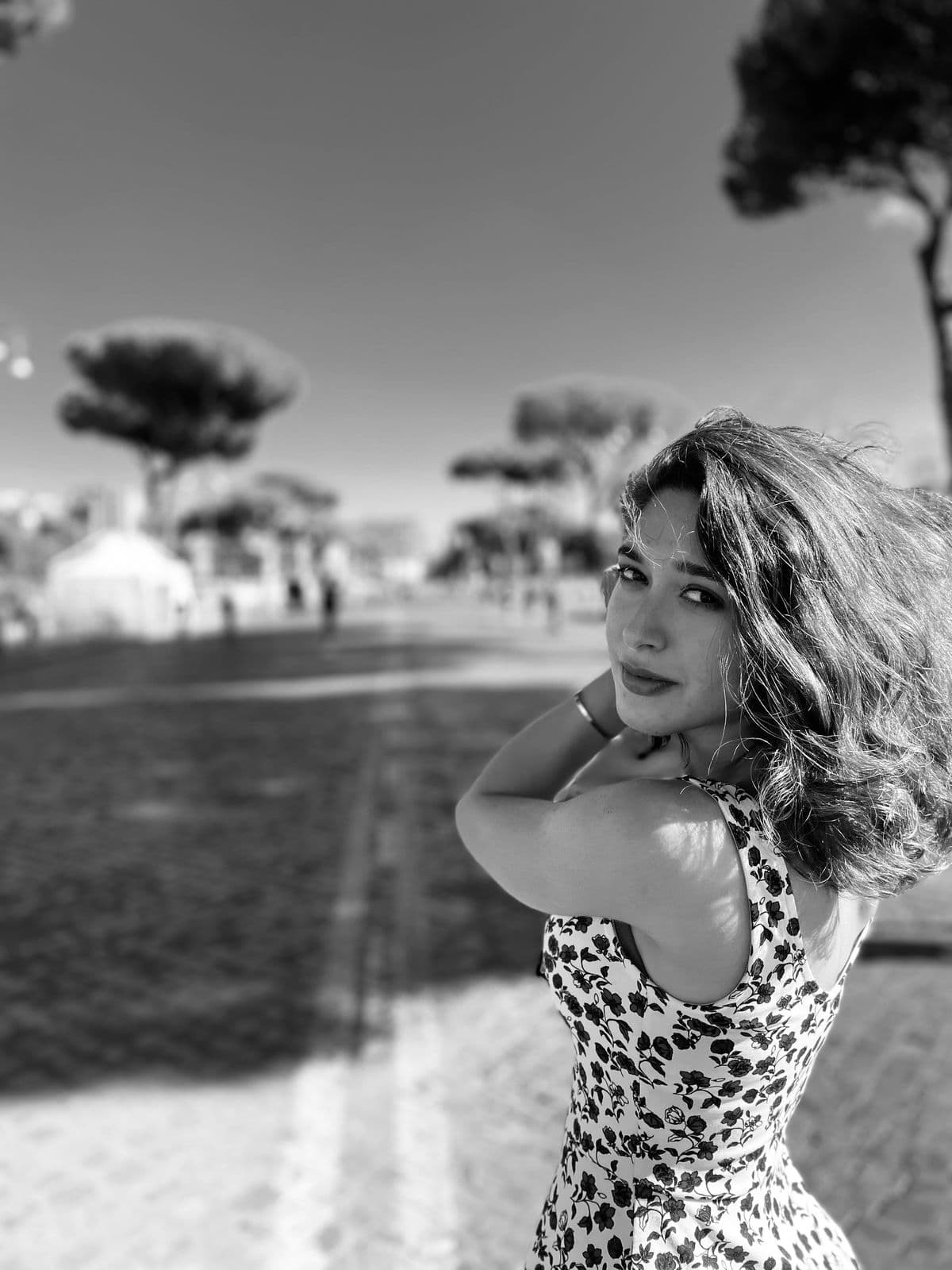 Naz, Foto 2